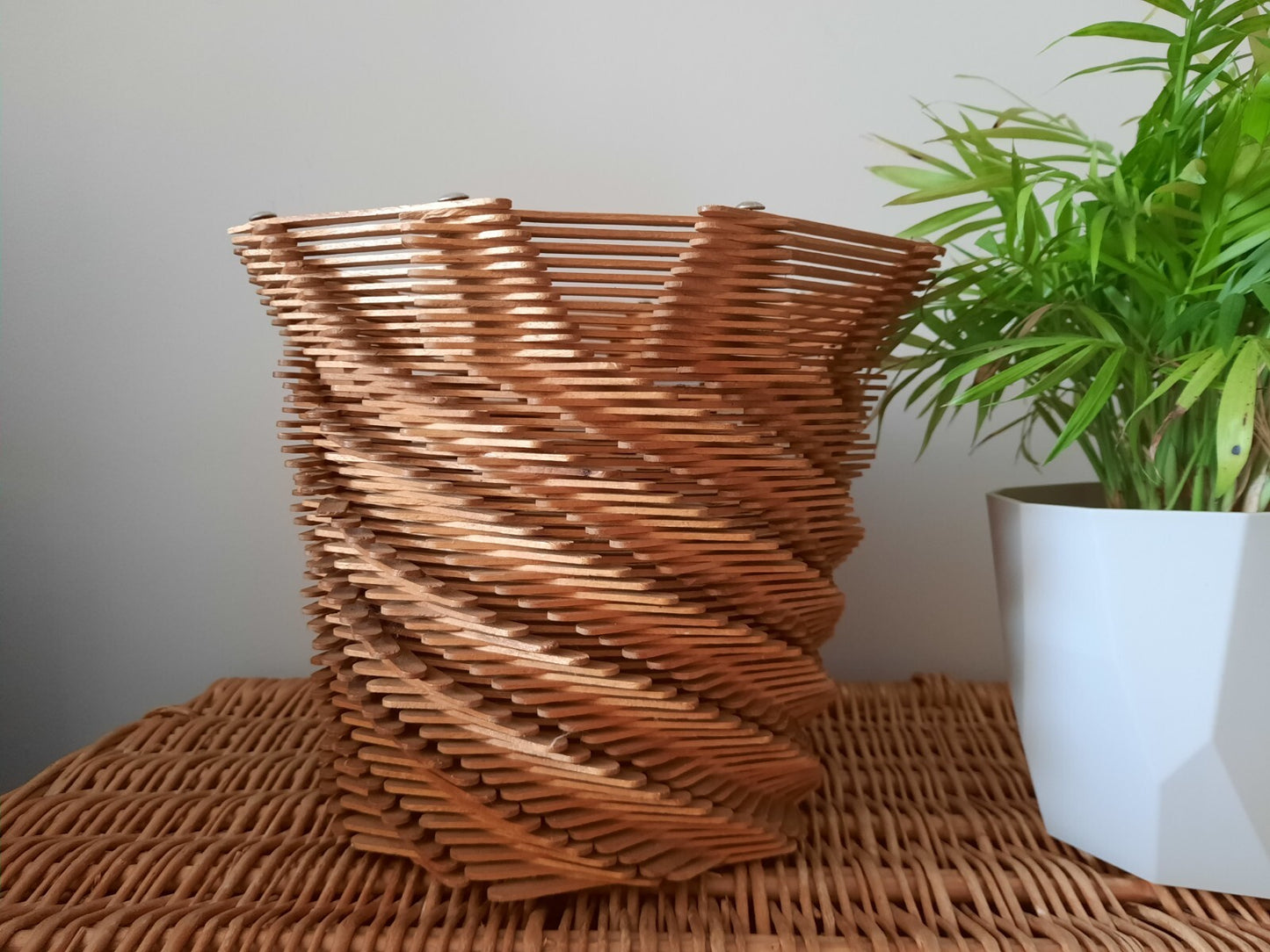 1 x Vintage lollipop stick Waste Paper Litter Bin Office handmade Basket retro