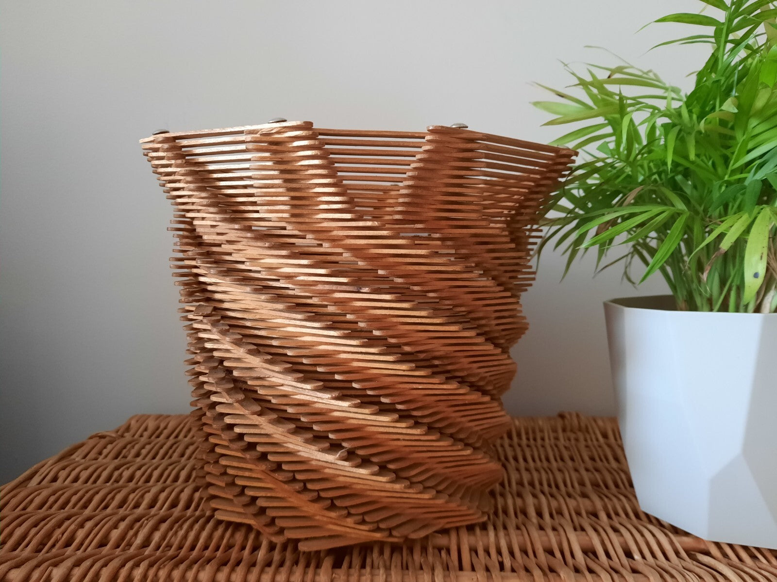 1 x Vintage lollipop stick Waste Paper Litter Bin Office handmade Basket retro