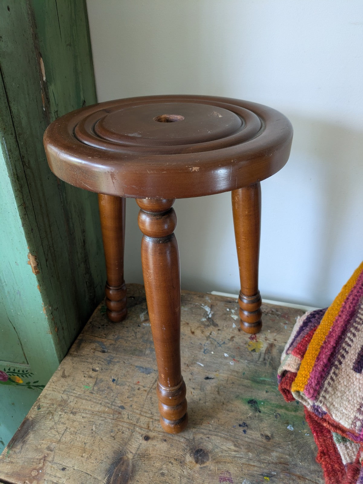 French Rustic Bullseye Stool With Bobbin Screw On Legs Tripod Seat Wooden Vintag