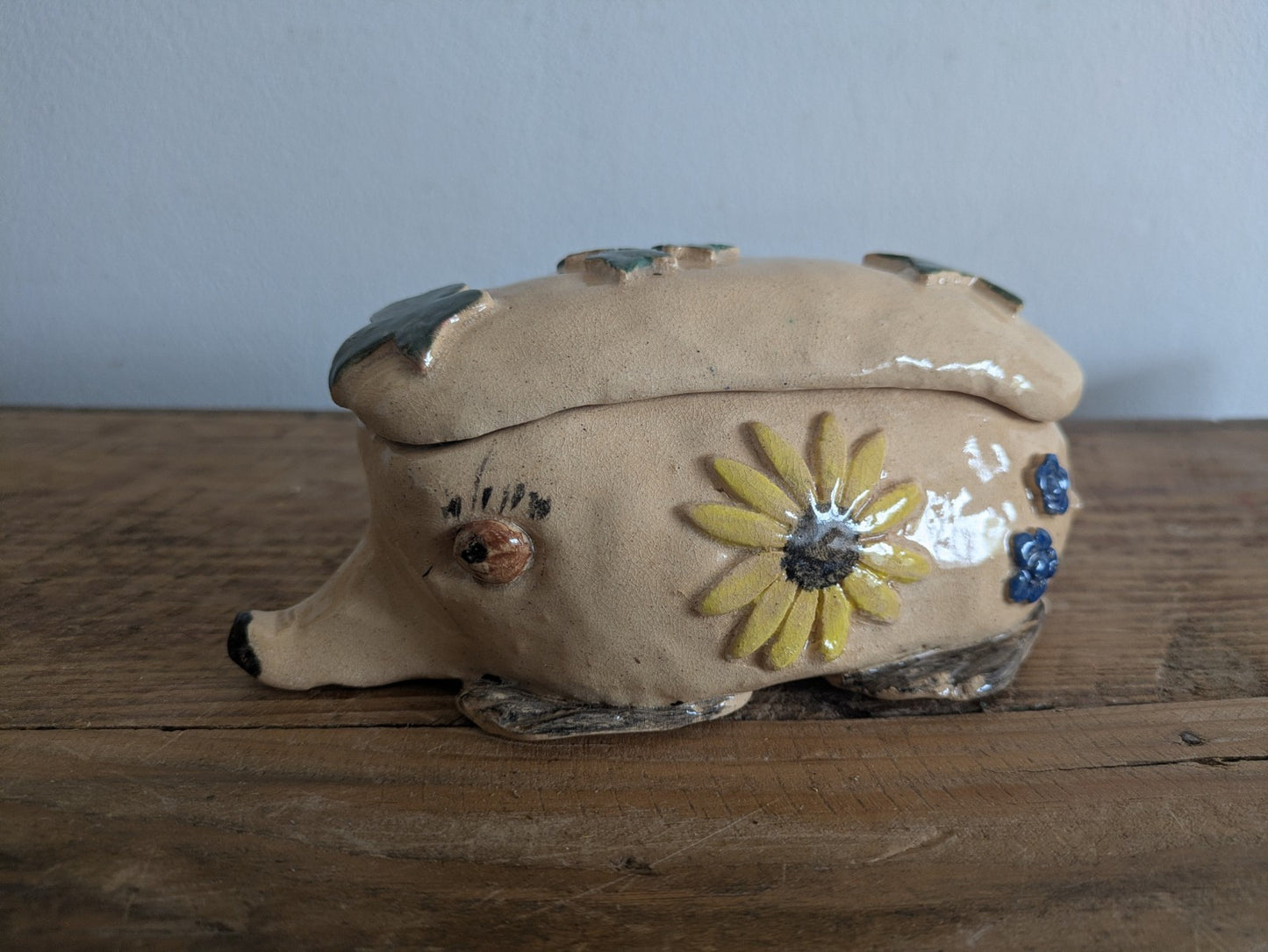 Hedgehog Artist Pottery Figure Ornamet Pot Handmade Moneybox Trinket Box Flower
