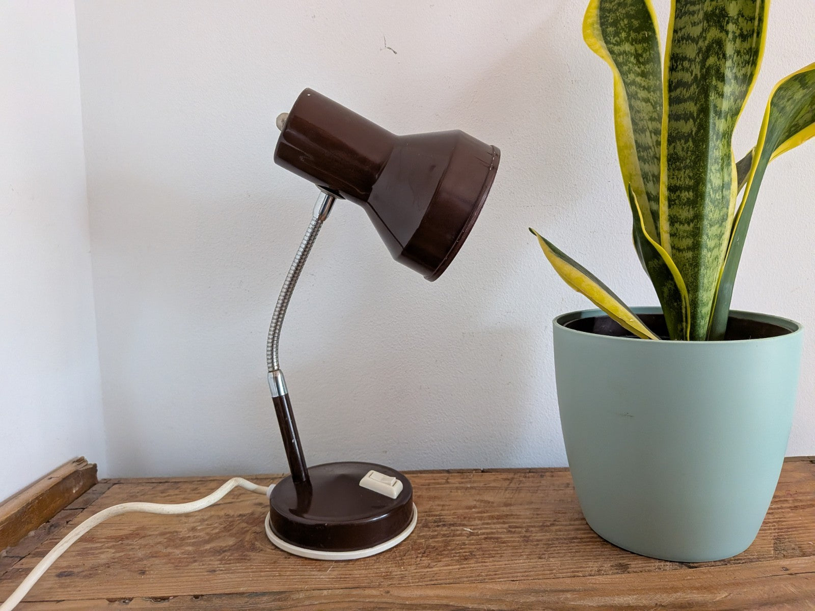 Vintage Brown Gooseneck Desk Lamp Veneta Lumi 70s Made in Italy Space Age Prova 