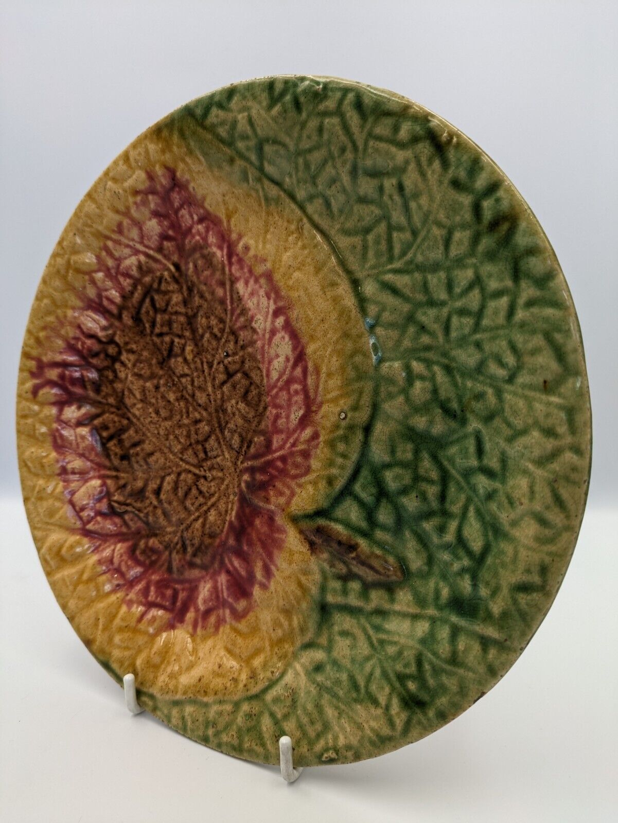 19TH CENTURY ENGLISH ANTIQUE MAJOLICA BEGONIA LEAF PATTERN PLATE CABBAGE WARE VG