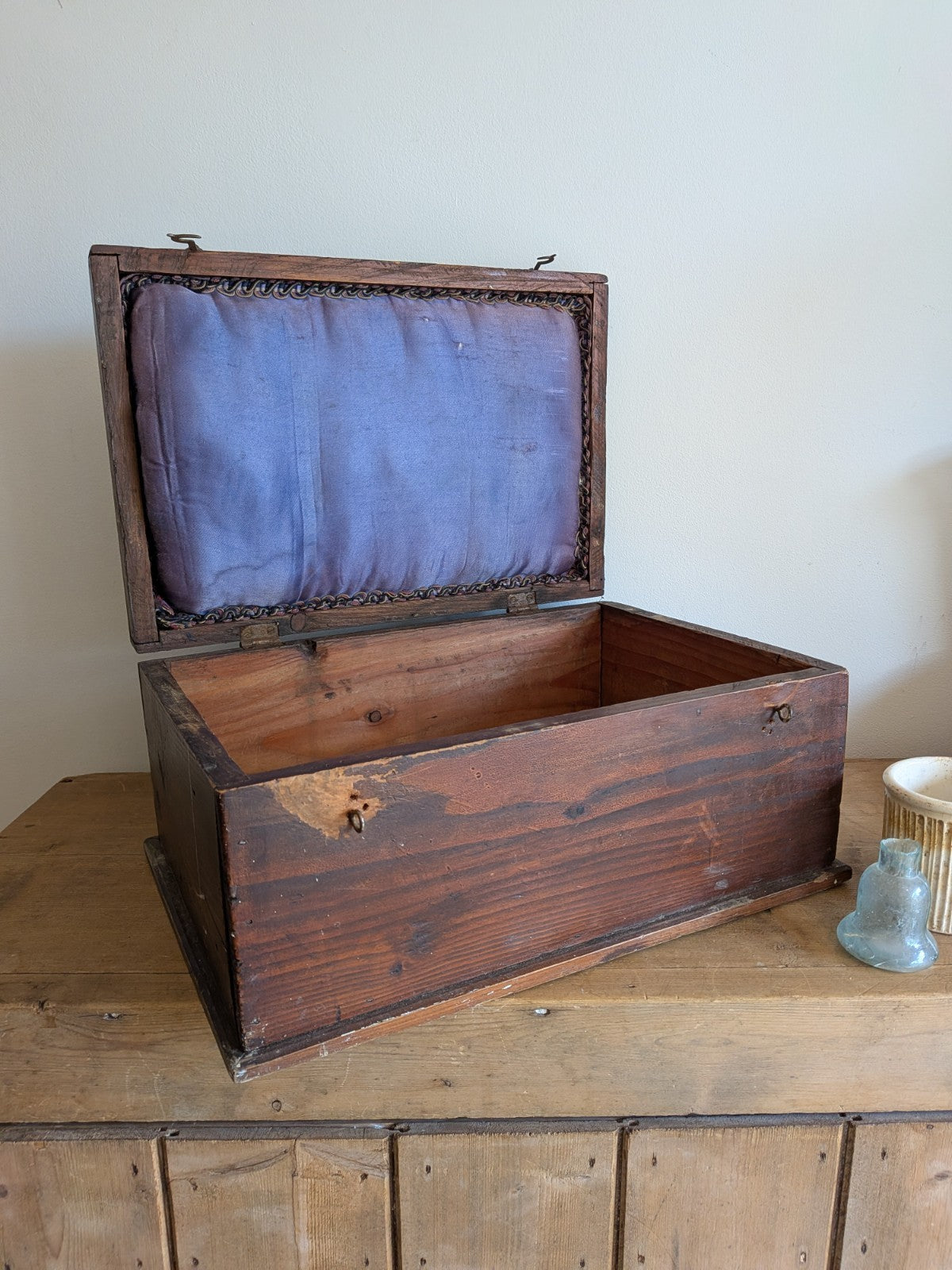 Antique Victorian Needlework Box Wooden Sewing Padded Interior Craft Gilt Letter