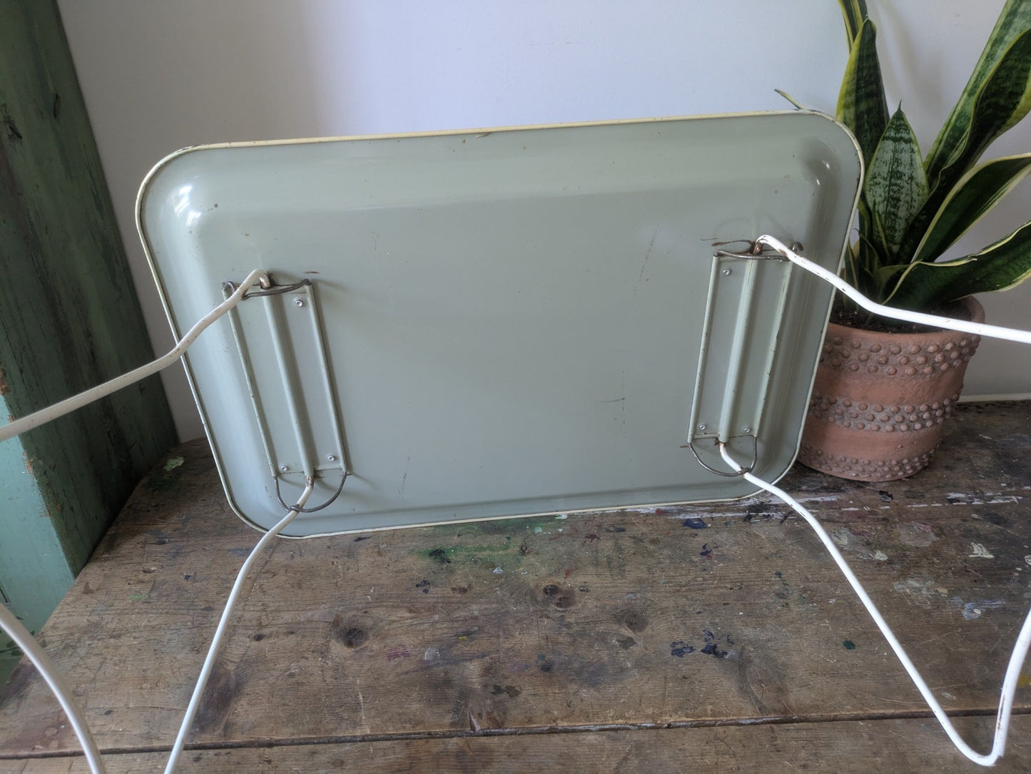 Vintage Retro Folding Lap Tray Breakfast Table Floral Rose Bouquet Prop Film TV 