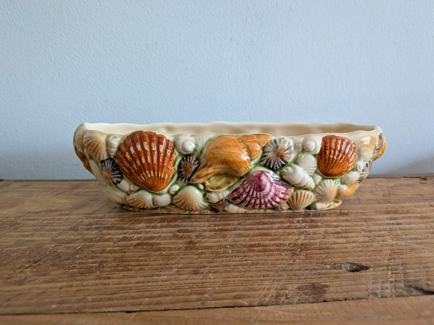 Sylvac Seashell Vase Ceramic Pottery Shell Marina England #4158 Raised Design