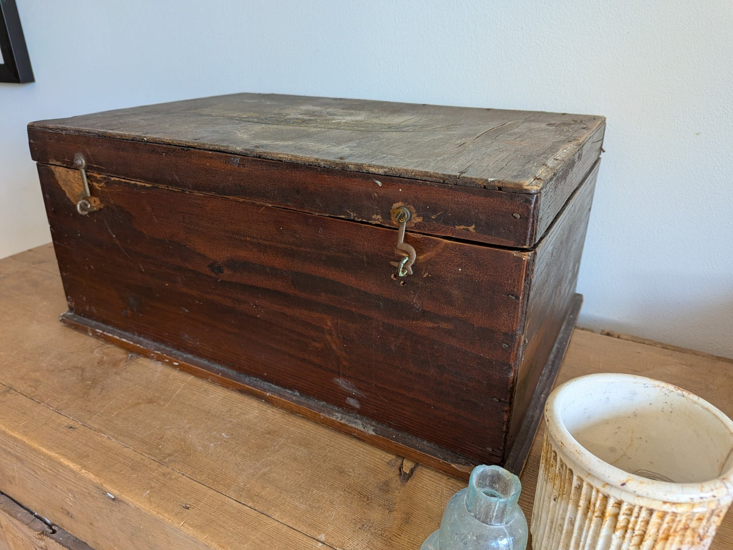 Antique Victorian Needlework Box Wooden Sewing Padded Interior Craft Gilt Letter