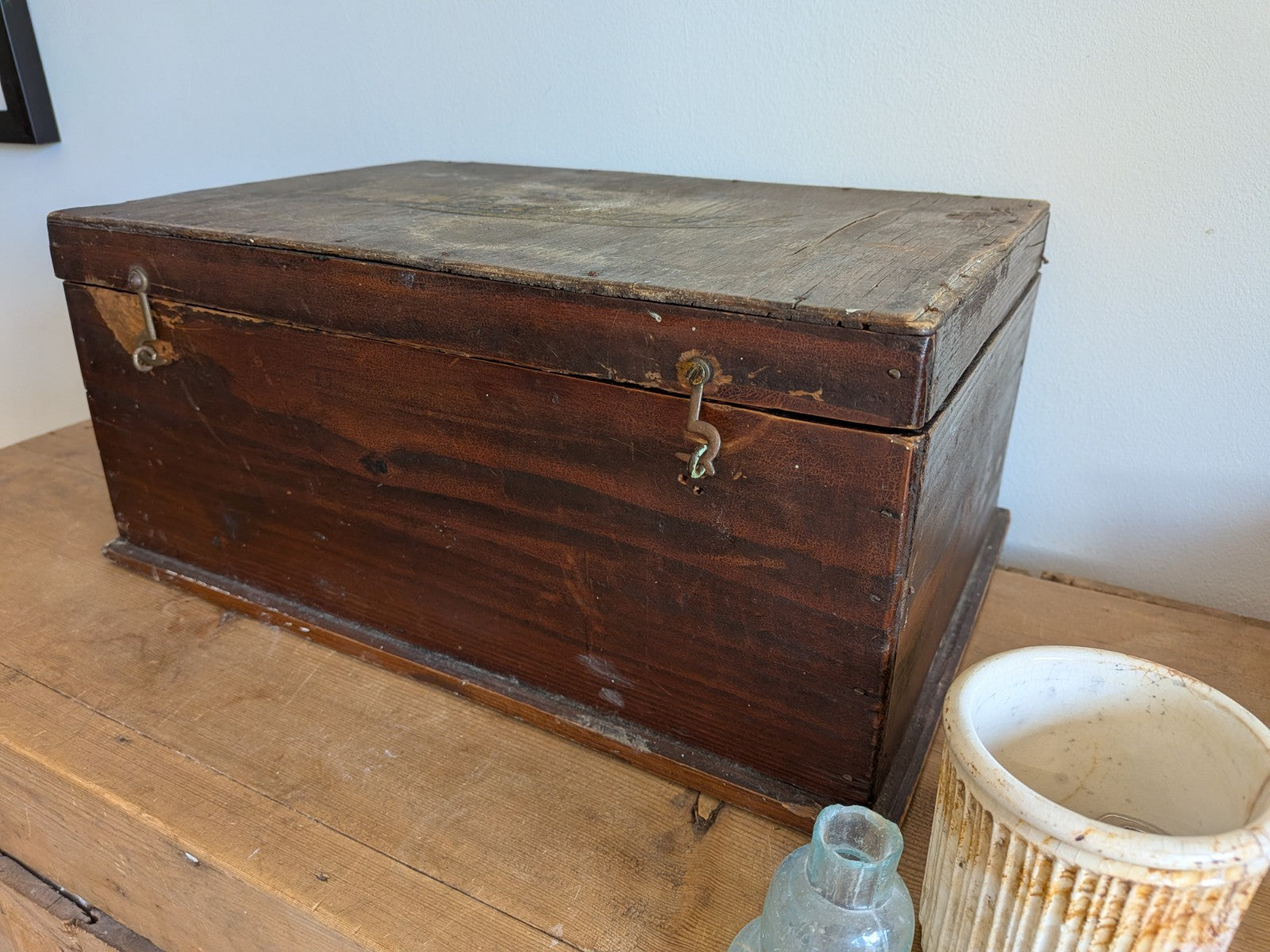 Antique Victorian Needlework Box Wooden Sewing Padded Interior Craft Gilt Letter