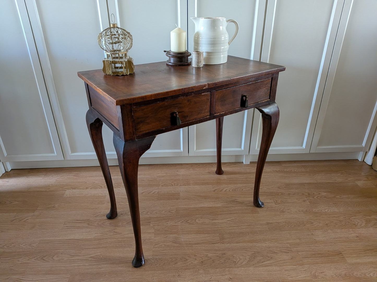 Antique Vintage Walnut Lowboy / Side Table Desk Queen Anne Cabriole Legs Veneer 