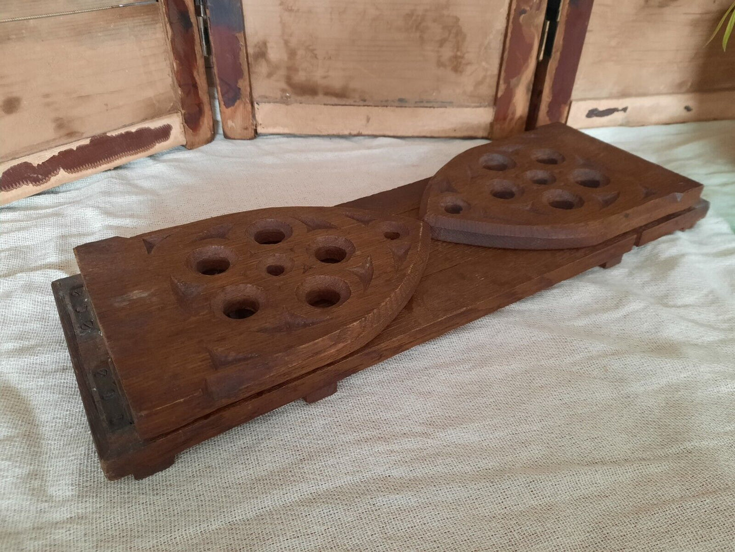 Antique Extending Wooden Bookshelf Arch Gothic Church Desk / Table Top Bookends