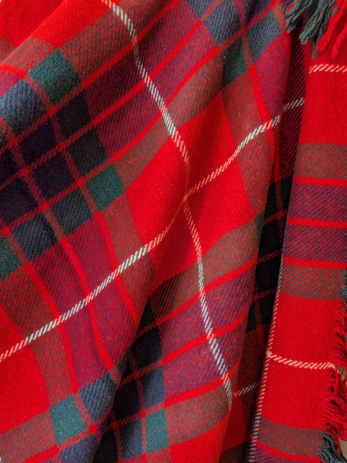 Red/Green All Wool Tartan Fringed Vintage Blanket 'The Clan' Rug Retro Scottish 