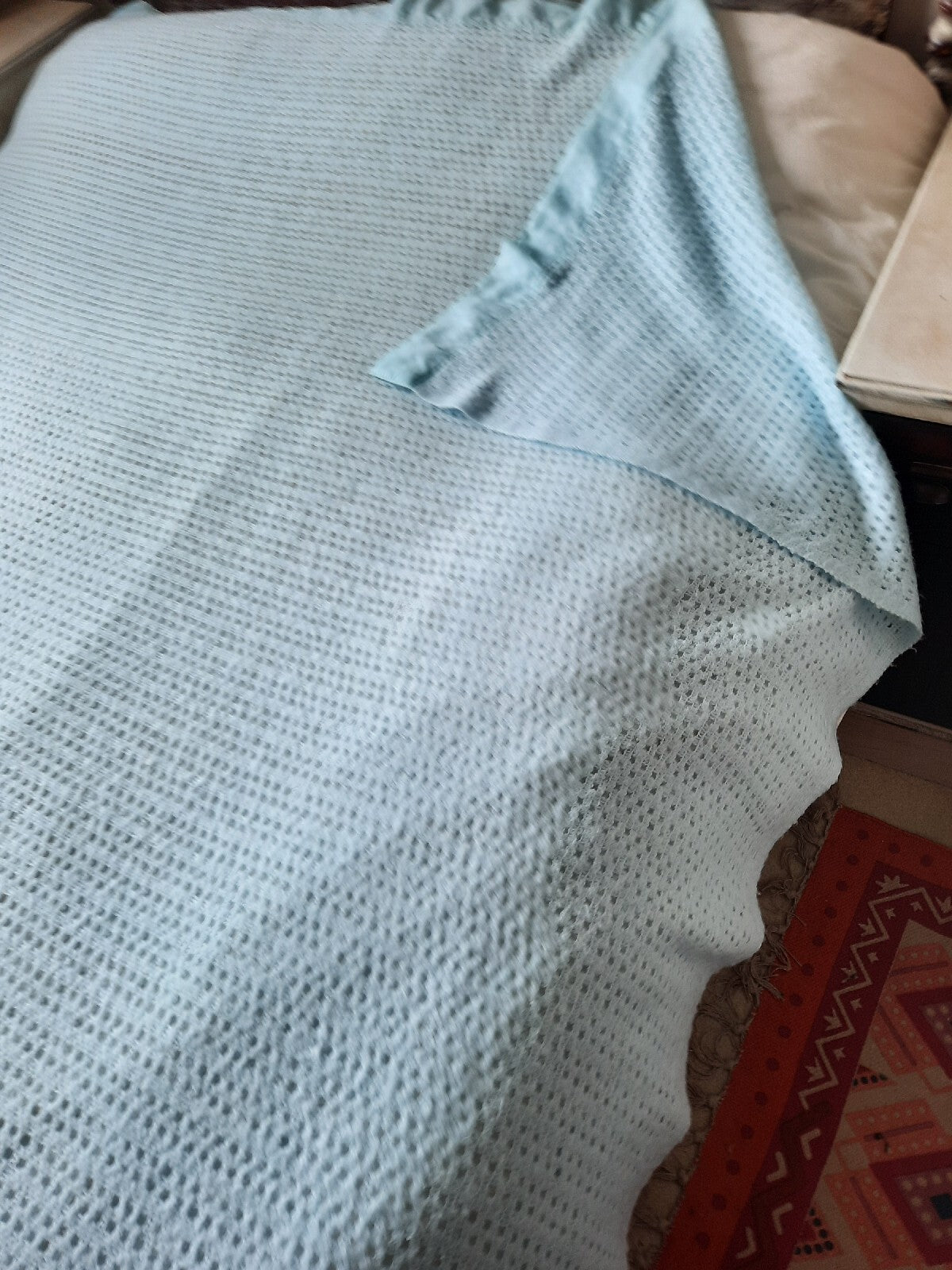 Vintage Witney honeycomb Blue cellular Blanket 254cm x 232cm retro Warm Throw