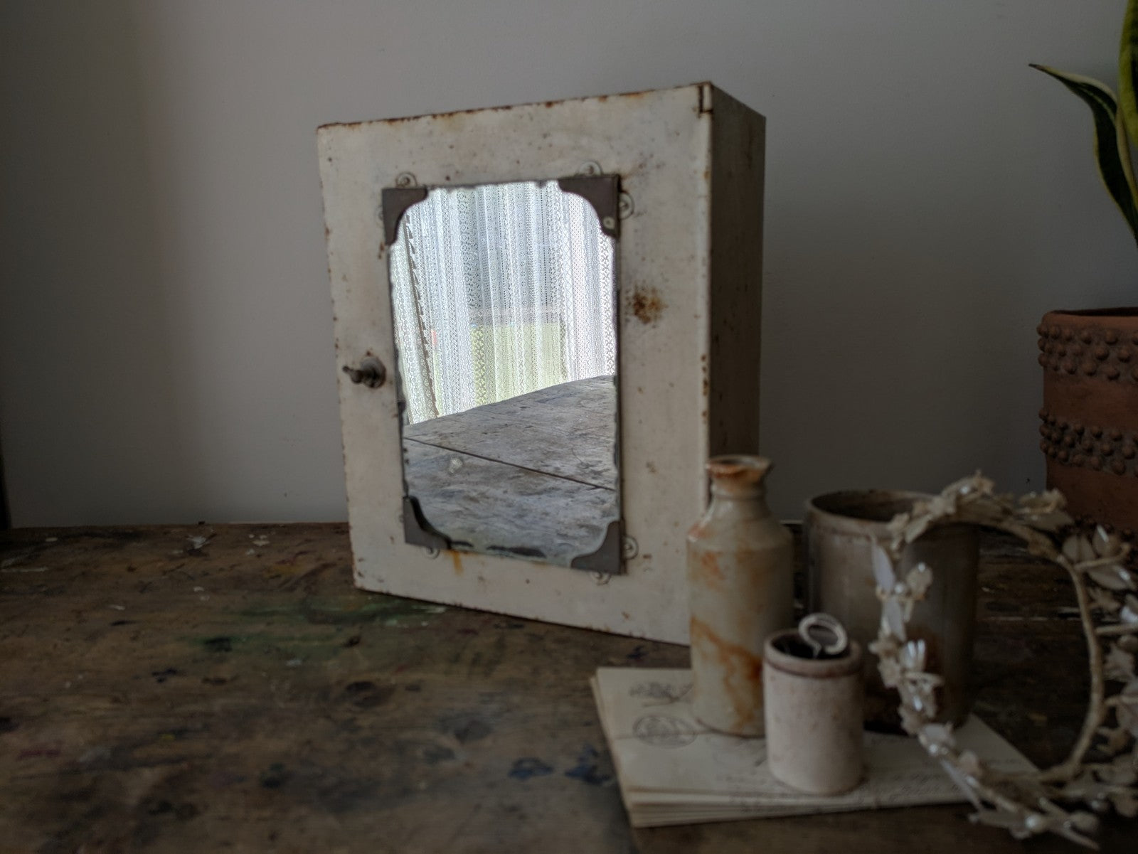 Vintage 1920s 30s Bathroom Metal Medical Wall Cabinet with Mirror Retro White 