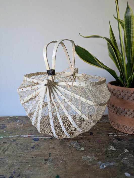 Vintage French Folding Bentwood Fishnet Basket Retro Handbag White 50s Rare Old
