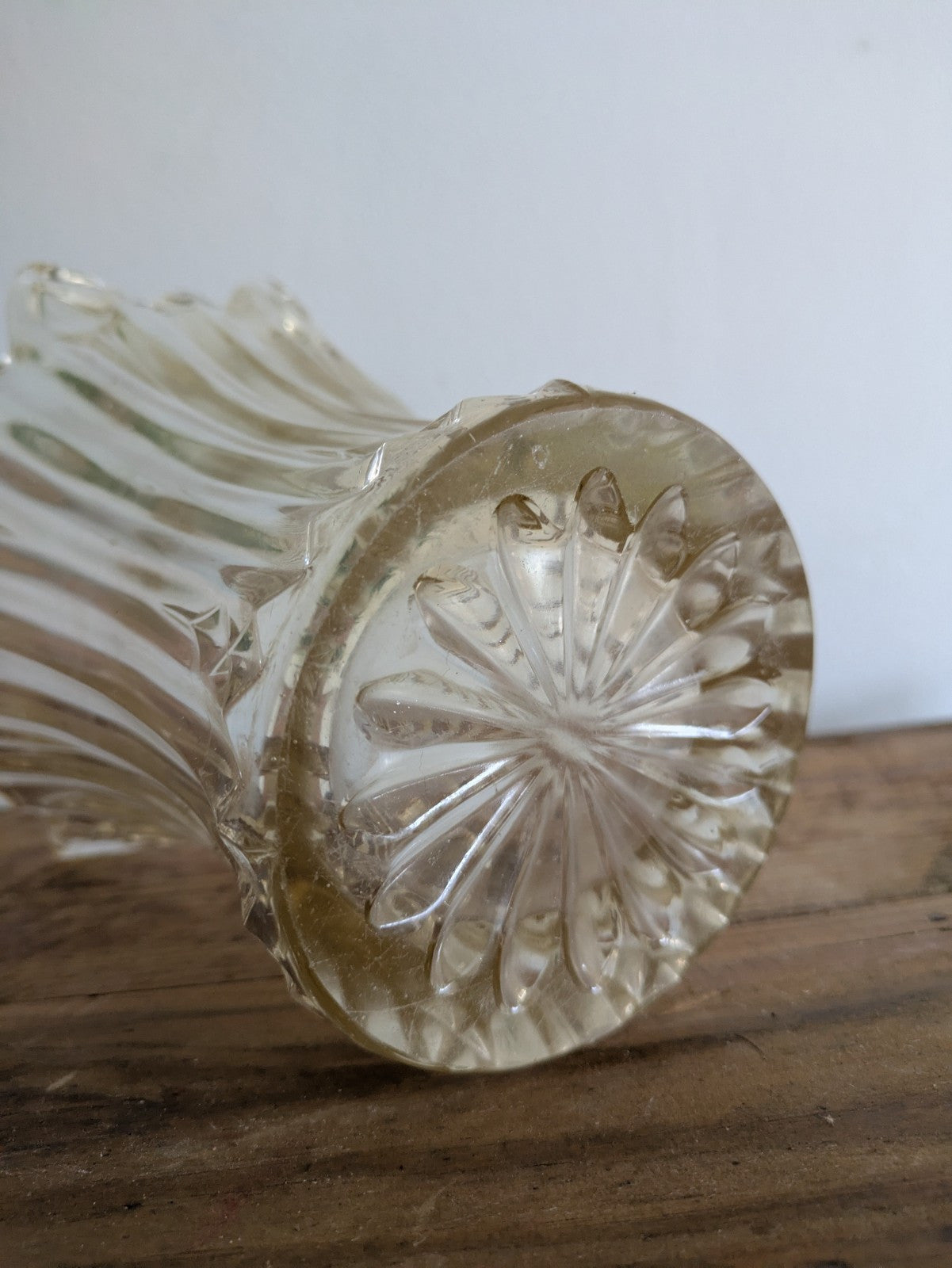 Vintage Art Deco Sowerby Champagne Pressed Glass Sunburst Splash 1930s Vase Vgc