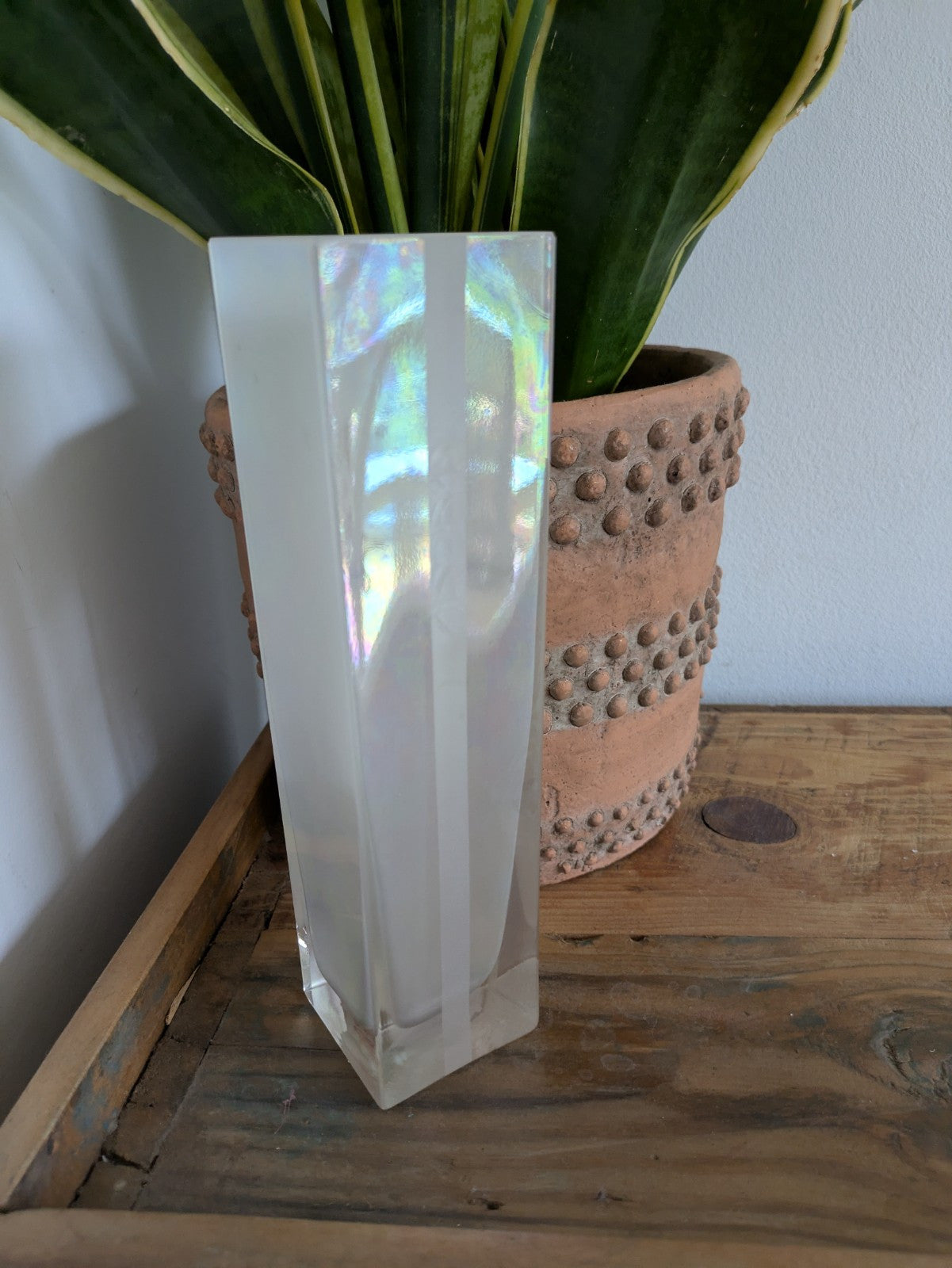 VTG Vase bud W E Porter 89 iridescent contemporary Rectangular White Floral Sign