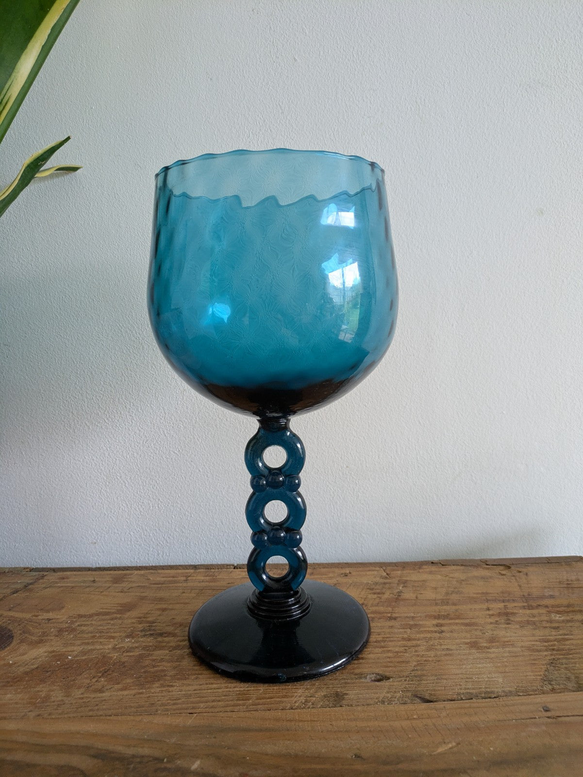 ITALIAN EMPOLI GLASS TEAL GREEN GOBLET HOLDER 3 RING STEM OPTICAL ART BOWL VTG