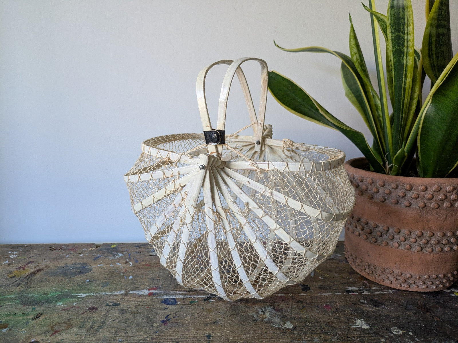 Vintage French Folding Bentwood Fishnet Basket Retro Handbag White 50s Rare Old