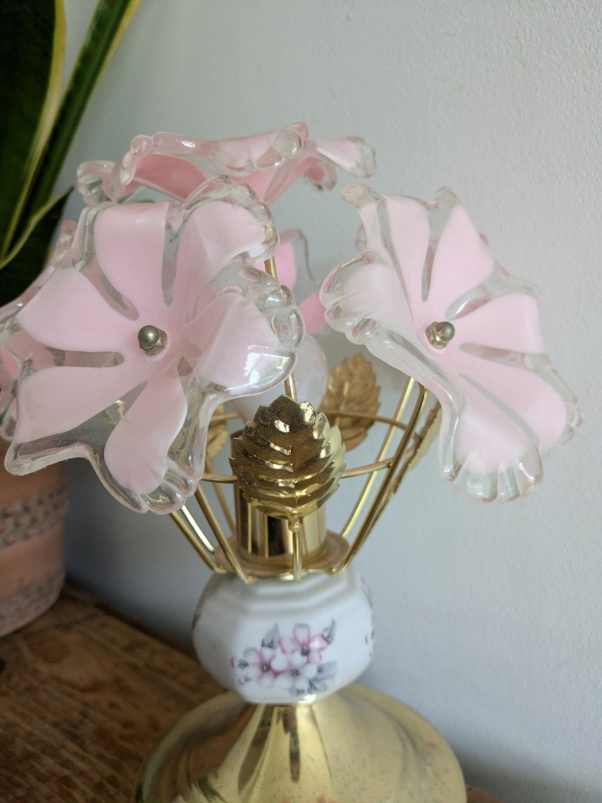 VTG Retro Sputnik Pink Six Flower Head Touch Me Light Bedside Lamp Brass Effect