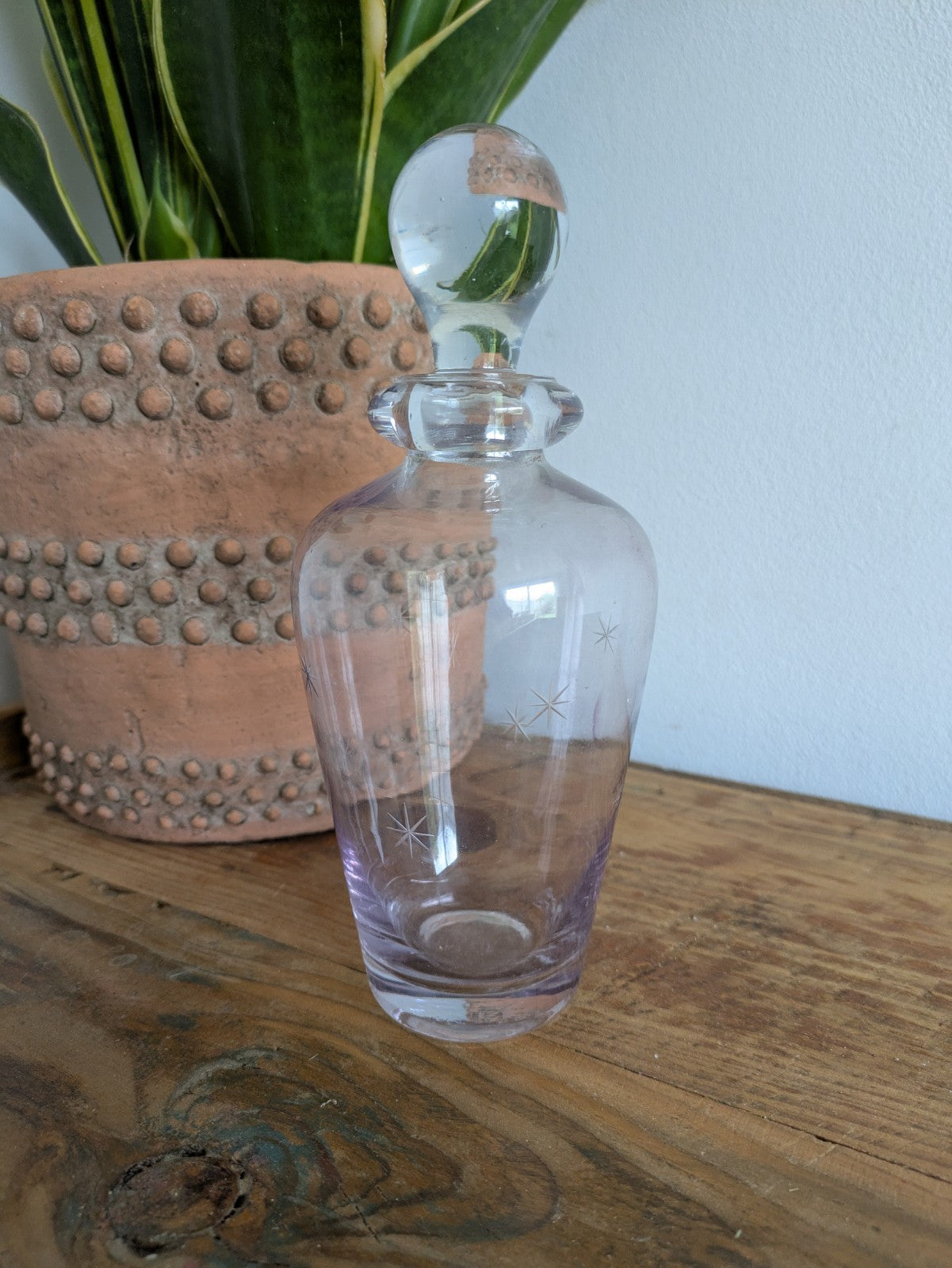 VINTAGE HAND MADE PURPLE ART GLASS VASE WITH ETCHED STARS Perfume Bottle Stopper